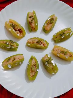 परवल की मिठाई (Parwal ki mithai recipe in hindi) रेसिपी मुख्य फोटो
