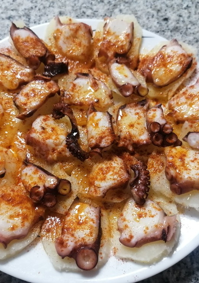 Una foto de Pulpo a la gallega casero