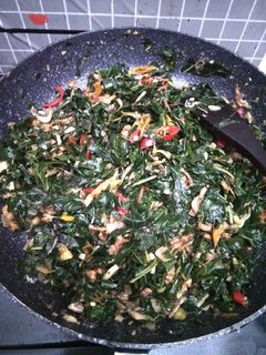 Foto resep Oseng daun singkong