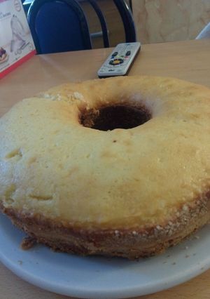 Una foto de Bizcochuelo de yogur azucarado
