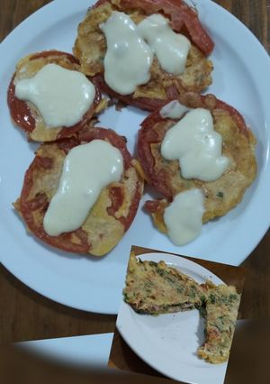Una foto de Rodajas de tomate rellenas