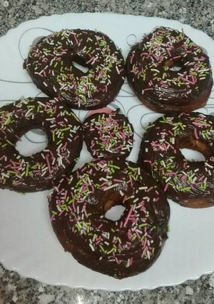 صورة لوصفة دوناتس بالشوكولاتة