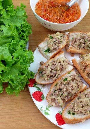 Hình của món Bánh mì hấp.