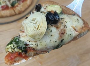 Une photo de 🍕Pizza croustillante veggie (sans gluten)
