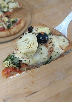 Une photo de 🍕Pizza croustillante veggie (sans gluten)