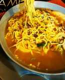 Sopa Asiática de Noodles e Frango
