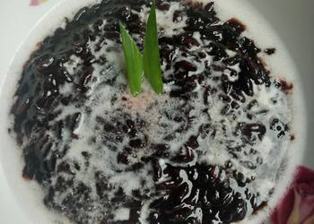 Masakan Populer Bubur Ketan Hitam Lezat Mantap