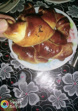 صورة لوصفة كرواسون مالحين بكريمة الجبن