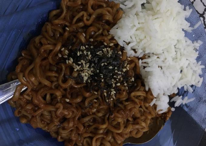 Cara Gampang Menyajikan Masak mie samyang enak tp agak ribet yang Enak