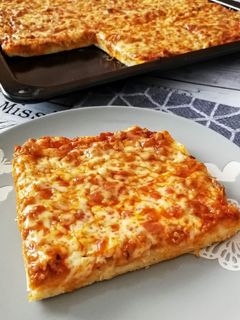 Pizza gluténmentesen recept fotója