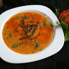 A picture of Tamater ki kadhi.