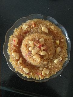 કેસરિયા લાપશી (Kesariya lapsi in gujrati) રેસીપી મુખ્ય ફોટો