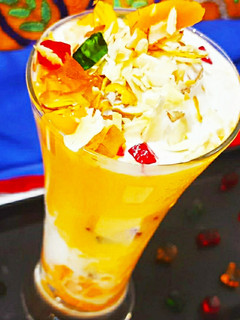 મેંગો મસ્તાની (Mango Mastani Recipe In Gujarati) રેસીપી મુખ્ય ફોટો