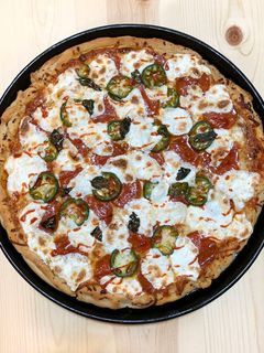 A picture of Honey Jalepeño Pizza.