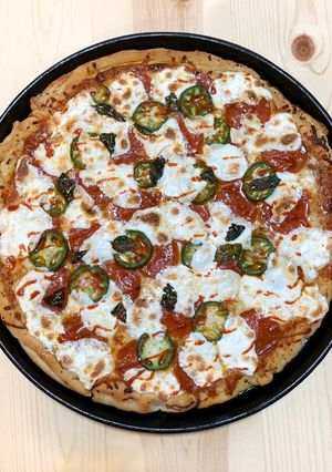 A picture of Honey Jalepeño Pizza.