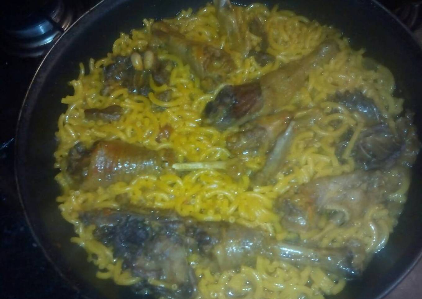 Fideuá con pollo de campo