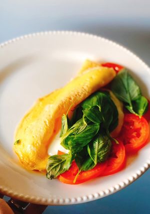 Una foto de Omelette caprese