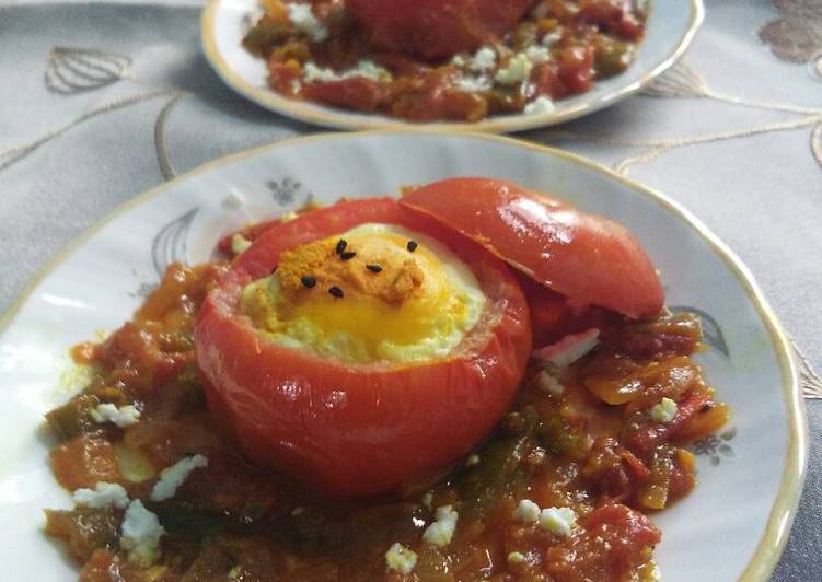 Step-by-Step Guide to Prepare Award-winning Baked egg in tomato cups