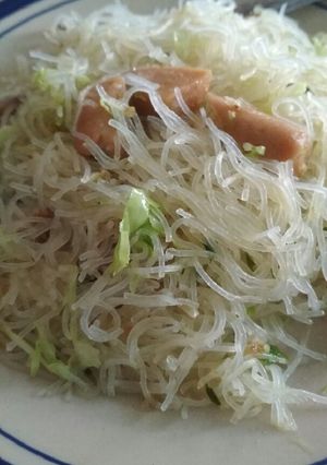 Foto resep Tumis mie bijag sosis hot