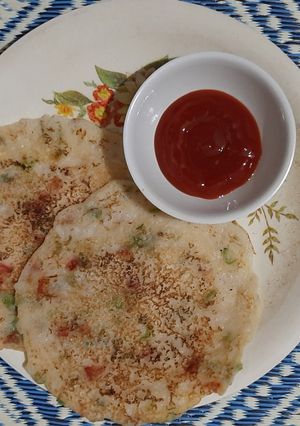 રવા ના પુડલા (Rava Pudla Recipe In Gujarati) રેસીપી મુખ્ય ફોટો