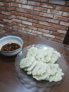 Foto resep Cireng bumbu rujak ala2😉