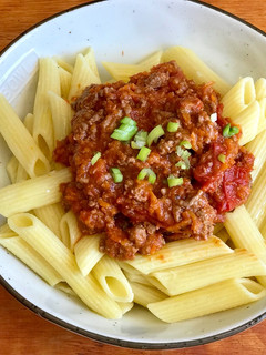 Una foto de Fideos con salsa casera