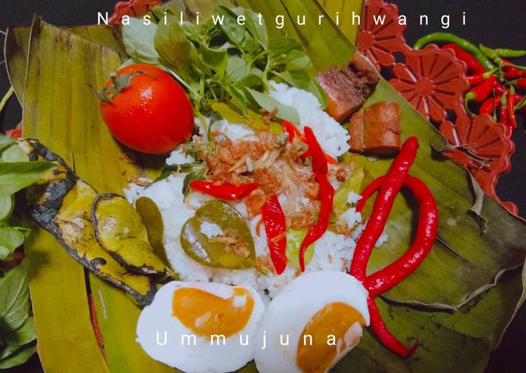 Nasi liwet gurih wangi