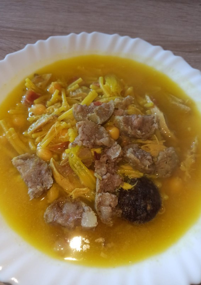 Una foto de Sopa de fideos gorditos