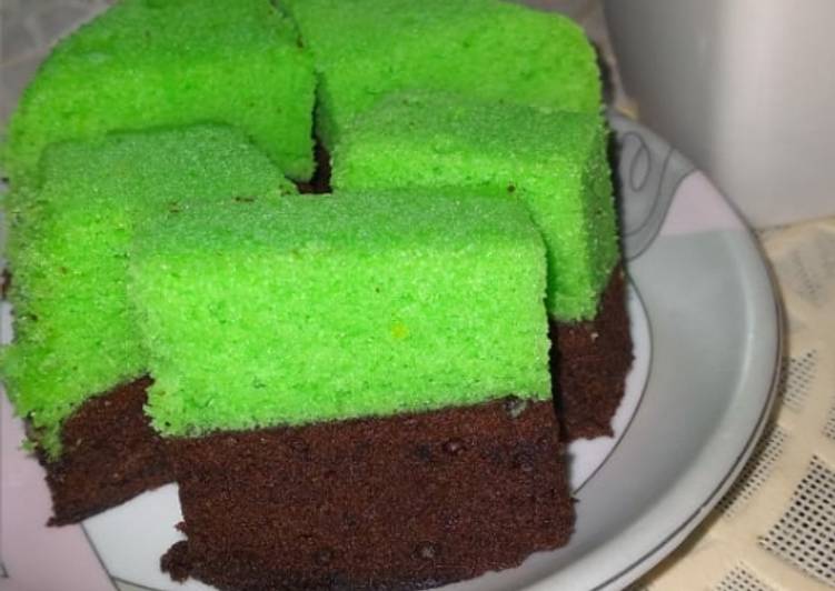 Langkah Mudah untuk mengolah Brownies coklat pandan yang Bisa Manjain Lidah