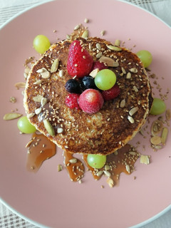 Una foto de Hotcakes de amaranto, avena y manzana.🍎
