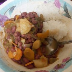 A picture of Stewed beans with rice.