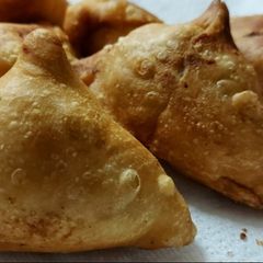 A picture of Fulkopir singara.