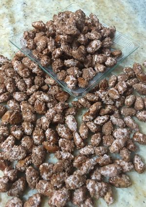 Una foto de Garrapiñada almendra-maní