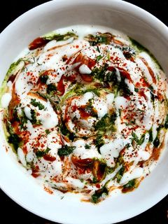 दही बड़े (dahi vade recipe in Hindi) रेसिपी मुख्य फोटो