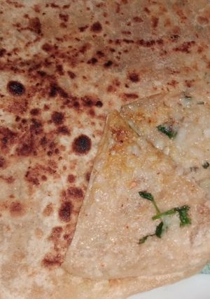 A picture of Aloo paratha.