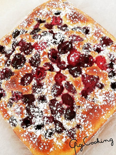 Une photo de Gâteau au citron et framboises