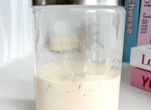 Foto resep Sourdough Starter (Ragi Alami) dari Yeast Water Buah - Anti Gagal dan Cepat