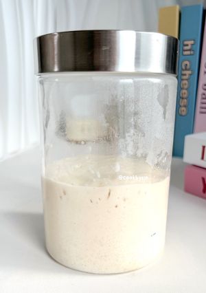 Foto resep Sourdough Starter (Ragi Alami) dari Yeast Water Buah - Anti Gagal dan Cepat