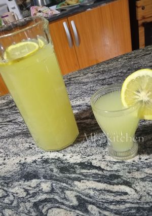 A picture of Lemonade 🍋.