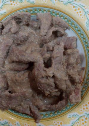 Foto principal de Tiras de ternera con salsa de setas