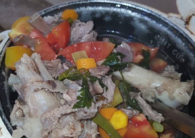 Resep Sop daging kambing rice cooker(empuk sampe nyoplok), Enak