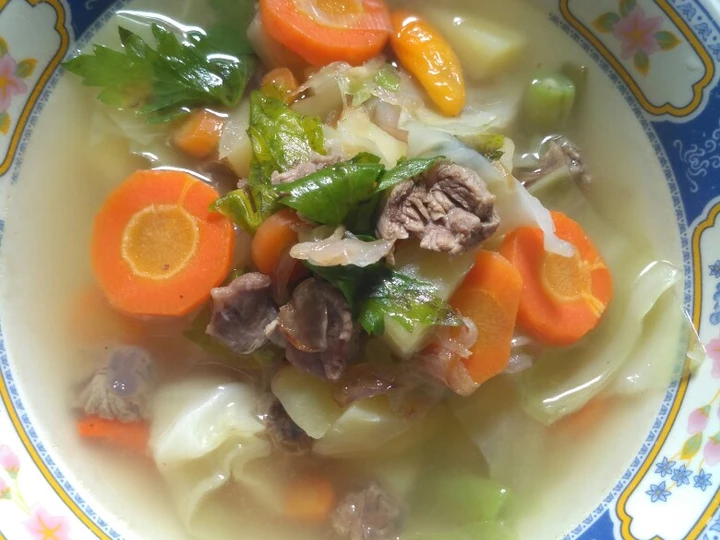 Langkah Mudah untuk Membuat Resep Sayur Sop Tetelan Daging Sapi Anti Ribet, Enak
