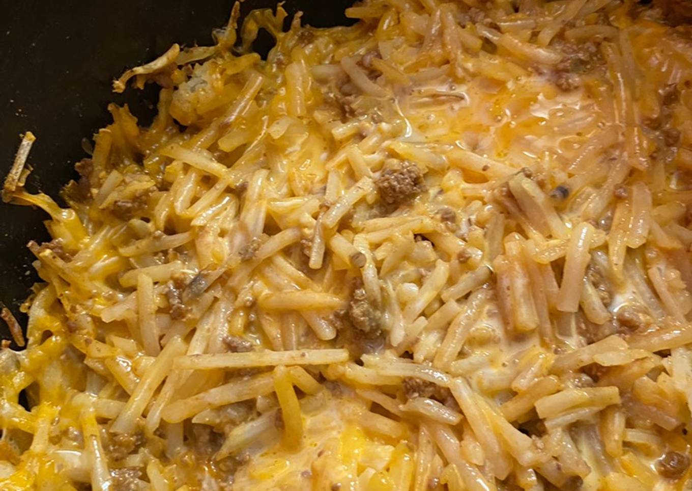 SLOW COOKER TACO HASHBROWN CASSEROLE - SLOW COOKER