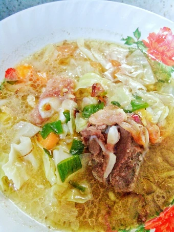 Cara Gampang Membuat Resep Sop tulang sapi yang Uenak Anti Ribet, Mantap