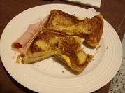 Una foto de queso jamón york