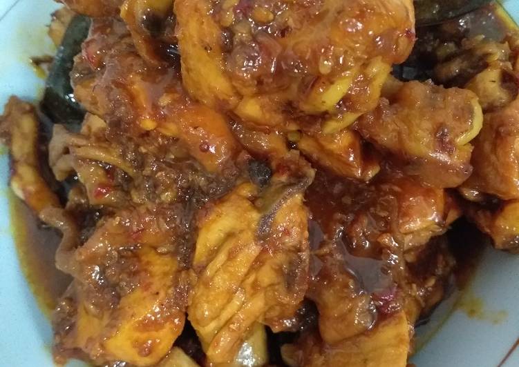 Langkah Mudah untuk mengolah Ayam kecap (bumbu lengkap) yang Bikin Ngiler