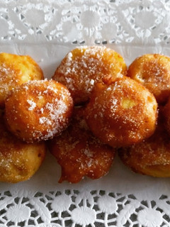 Una foto de Buñuelos de naranja
