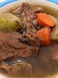 Slow Cooker Beef Soup