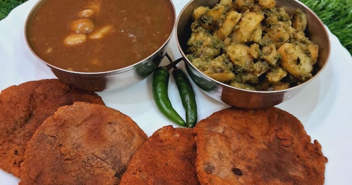 कुट्टू के आटे की पूरी(Kuttu ke atte ki poori recipe in Hindi)