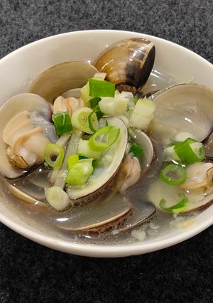 蒜香蛤蜊湯(簡單料理) 的食譜成品照片